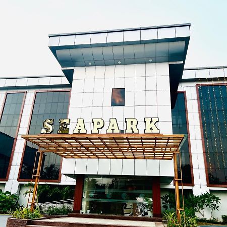 Hotel Seapark Коллам Экстерьер фото