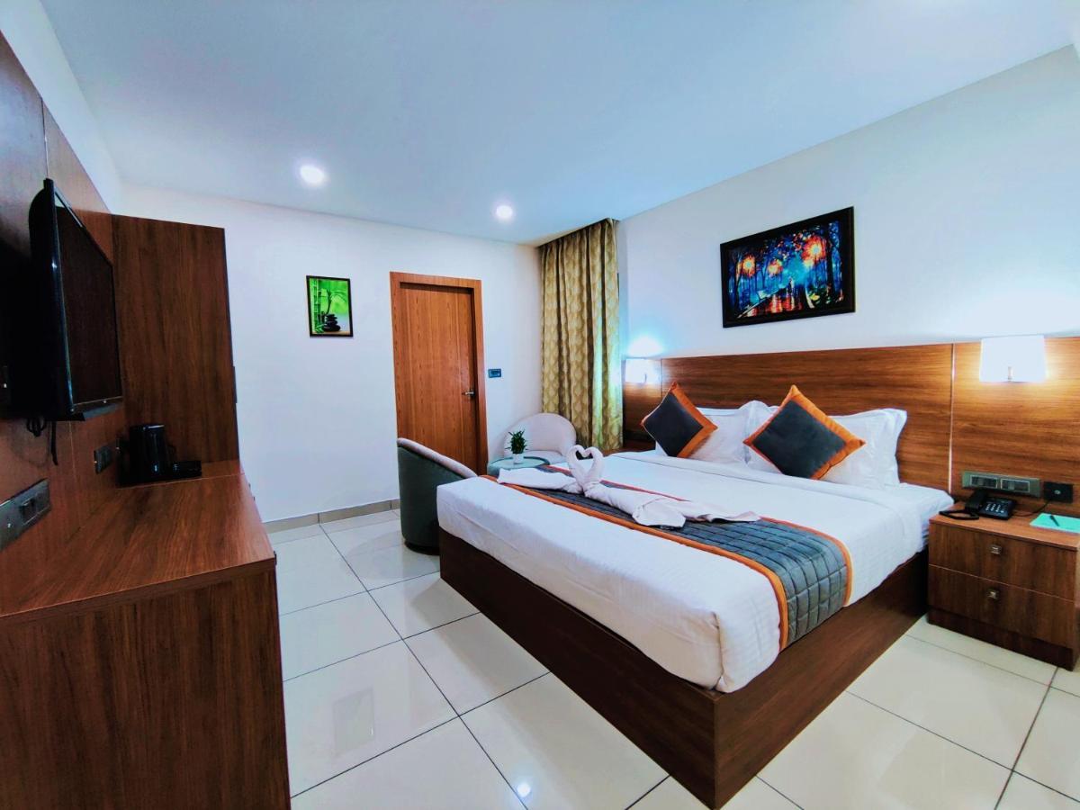 Hotel Seapark Коллам Экстерьер фото